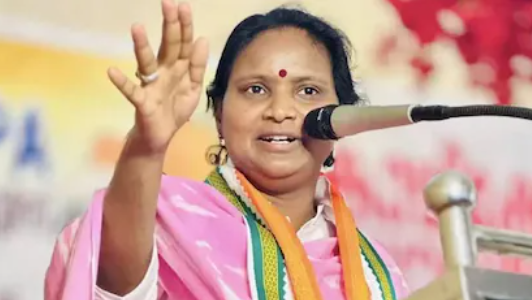 രമ്യ ഹരിദാസിനെ എംഎൽഎ ഹോസ്റ്റലിലെ ഫോണിൽ ചീത്തവിളിച്ച അജ്ഞാതനെതിരെ കേസെടുത്തു