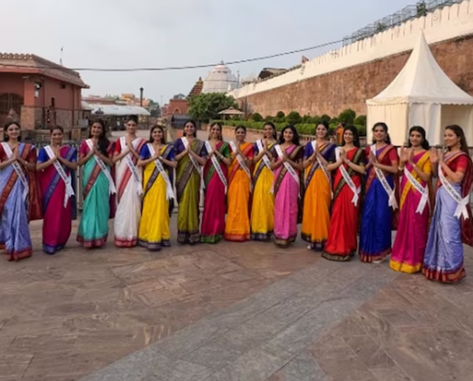 2026-മിസ് ഇന്ത്യ ഫൈനൽ റൗണ്ടിന് മുന്നോടിയായി പുരി ജ​ഗന്നാഥക്ഷേത്രത്തിൽ ദർശനം നടത്തി മത്സരാർത്ഥികൾ