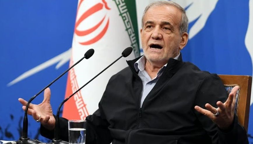 எங்களை சரணடைய வைக்க முயல்வது தோல்வியையே தரும்: ஈரான் அதிபர் திட்டவட்டம்