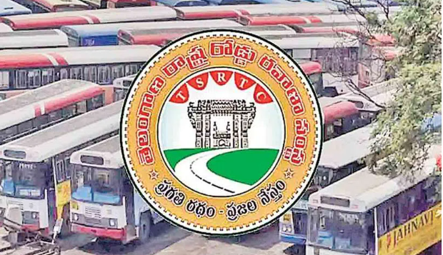 RTC Strike | ఆర్టీసీ సమ్మె నిర్వీర్యానికి కుట్రలు.. హక్కుల సాధన కోసం రోడ్లెక్కి కొట్లాడుతున్న కార్మికులు