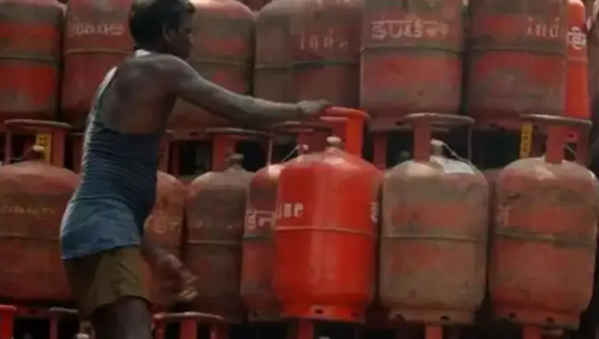 சிலிண்டர் முறைகேடுகளைத் தடுக்க இனி OTP இருந்தால் மட்டுமே டெலிவரி..!