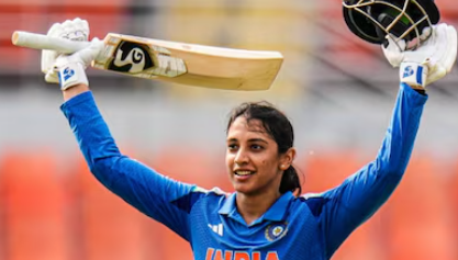 അന്താരാഷ്ട്ര ടി20 ക്രിക്കറ്റിൽ ഏറ്റവും കൂടുതൽ റൺസ് നേടിയ ഇന്ത്യൻ താരം; രോഹിത്തിന്റെ റെക്കോർഡ് മറികടന്ന് സ്മൃതി മന്ദാന 