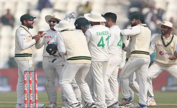 BAN vs PAK: పాక్ క్రికెట్ బోర్డు సంచలన నిర్ణయం.. ఒకేసారి నలుగురికి!