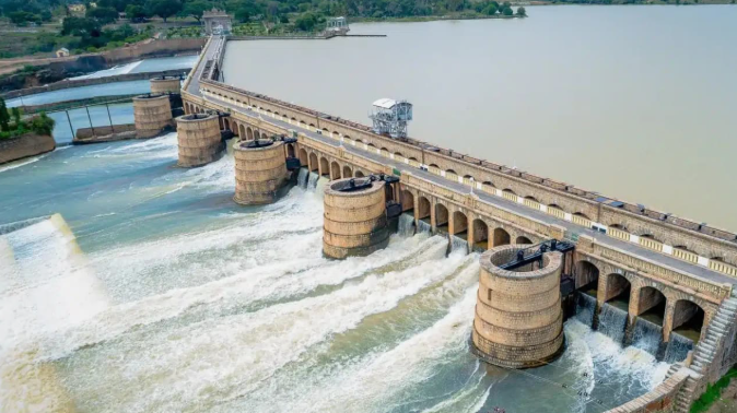 ಕೆಆರ್ ಎಸ್ ಜಲಾಶಯದಲ್ಲಿ ನೀರಿನ ಅಭಾವದ ಆತಂಕ, ಬರಿದಾಗುತ್ತಿದೆ ಜೀವಜಲ!