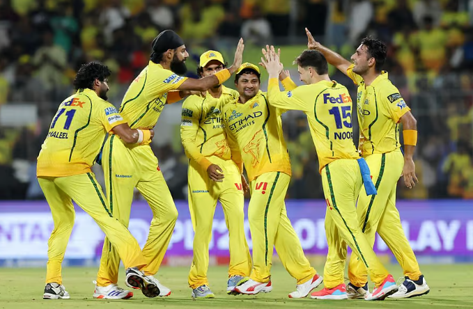 SRH ವಿರುದ್ಧ ಸೋತರೂ IPL ಅಂಕಪಟ್ಟಿಯಲ್ಲಿ ಒಂದು ಸ್ಥಾನ ಮೇಲಕ್ಕೇರಿದ CSK!