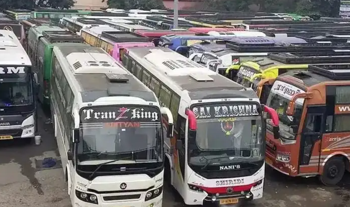 மக்களுக்கு அடுத்த ஷாக்..! ஆம்னி பேருந்து கட்டணம் மளமளவென உயர்ந்தது..!