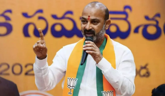 దక్షిణాదికి అన్యాయం చేసింది రేవంత్, స్టాలినే : కేంద్ర మంత్రి బండి సంజయ్