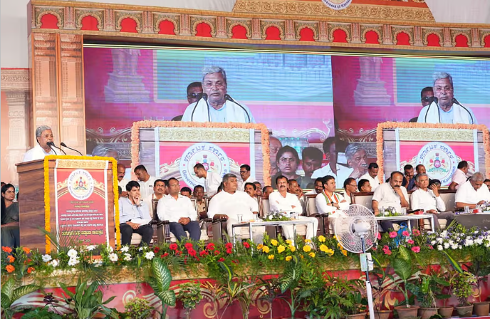 ವಿಪಕ್ಷಗಳ ಟೀಕೆಗೆ ಅಭಿವೃದ್ಧಿಯೇ ಉತ್ತರ: ಮುಖ್ಯಮಂತ್ರಿ ಸಿದ್ದರಾಮಯ್ಯ