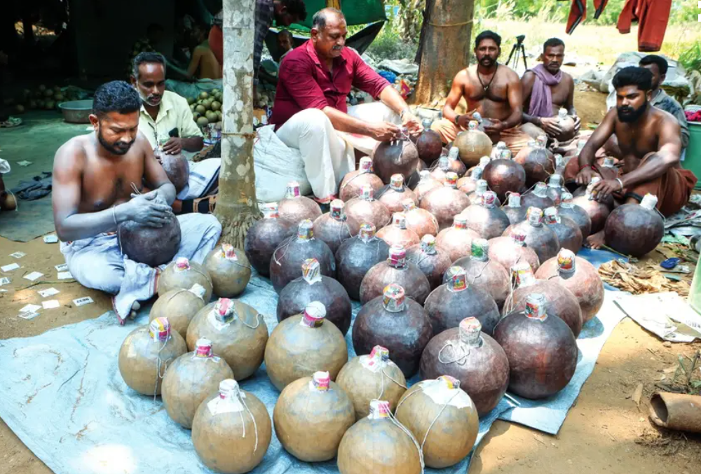 പരിസ്ഥിതിസൗഹൃദ ബദലുകൾ വേണം; കോൾഡ് സ്പാർക്ക് സംവിധാനം പരമ്പരാഗത വെടിക്കെട്ടിനേക്കാൾ മികച്ചത്