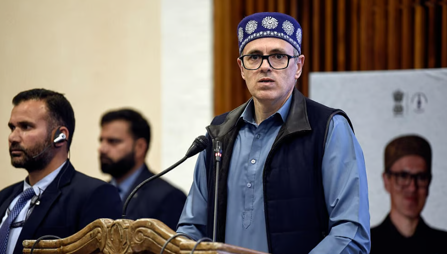 பயங்கரவாதத்துக்கு எதிராக ஒன்றுபட்டுள்ளோம்: பஹல்காம் நினைவு நாளில் உமர் அப்துல்லா அஞ்சலி