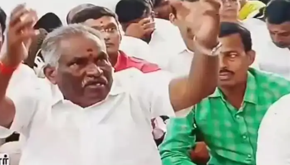  கோவை தெற்கில் தேர்தலை நிறுத்தக்கோரி அதிமுக வேட்பாளர் தர்ணா.