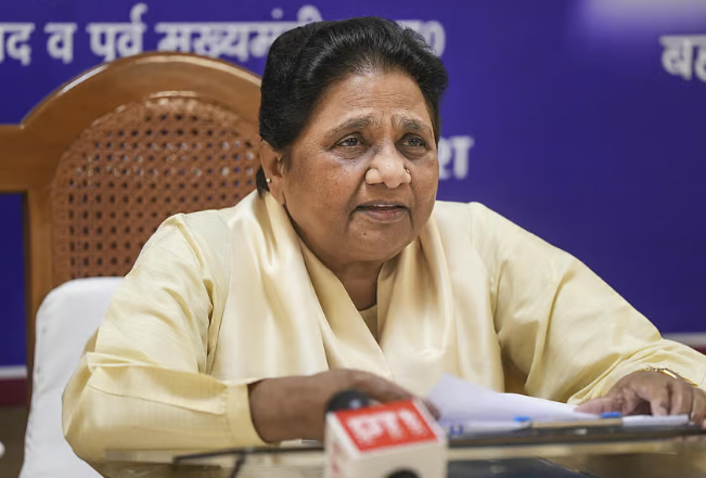 ಮಹಿಳಾ ಮೀಸಲಾತಿ ಸಂಬಂಧ ಪ್ರತಿಭಟನೆ ಬೇಡ: ಕಾರ್ಯಕರ್ತರಿಗೆ ಮಾಯಾವತಿ ಸೂಚನೆ