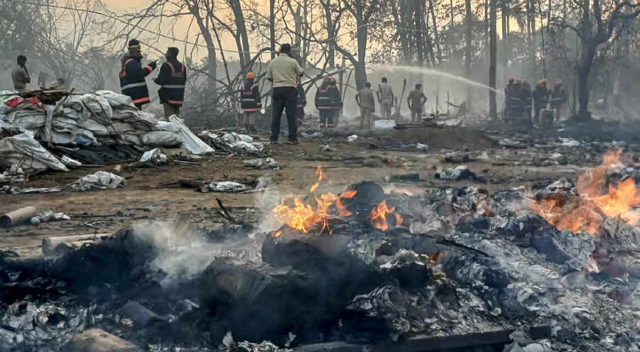 திருச்சூர் வெடி விபத்து: விசாரணை ஆணையம் அமைத்தது கேரள அரசு