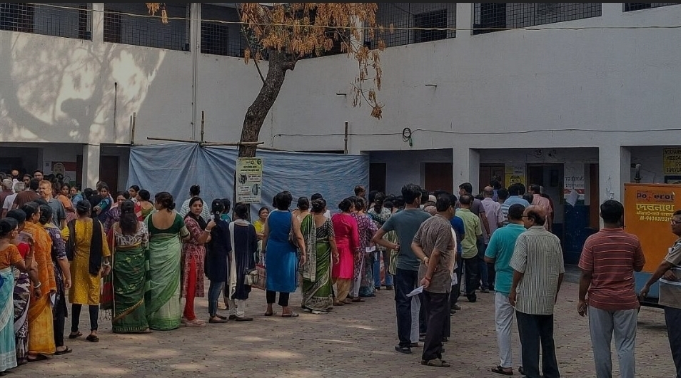 மேற்கு வங்கம்: முற்பகல் 11 மணி நிலவரப்படி 41.11% வாக்குகள் பதிவு