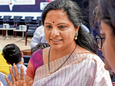 TRS.. ಹೊಸ ರಾಜಕೀಯ ಪಕ್ಷದ ಹೆಸರು ಘೋಷಿಸಿದ ಕೆಸಿಆರ್ ಪುತ್ರಿ ಕೆ.ಕವಿತಾ