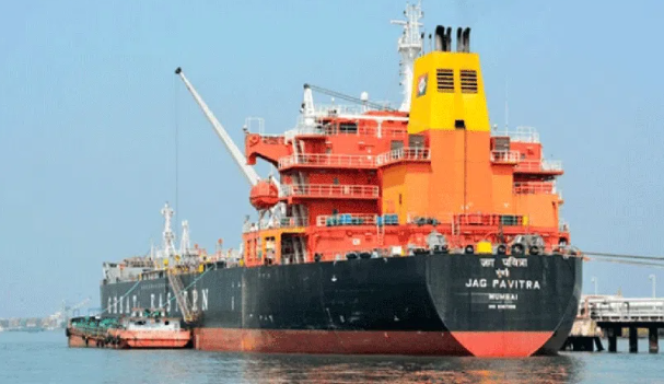 Indian Officer | ఇరాన్‌ సీజ్‌ చేసిన నౌకలో ఇండియన్‌ ఆఫీసర్..!