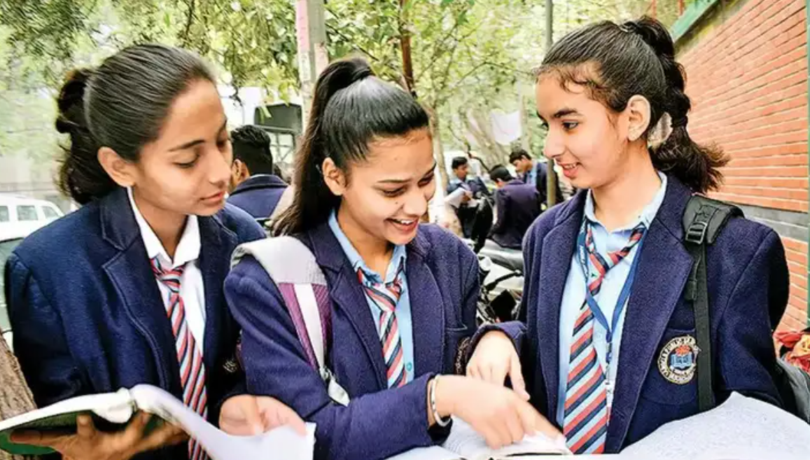 புதுச்சேரியில் மும்மொழி கொள்கை கட்டாயமாகிறது- பிரெஞ்சு பாடமொழி நீக்கம்