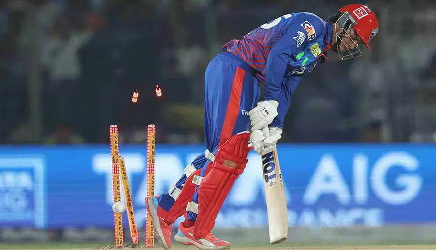 ஐபிஎல் கிரிக்கெட்டில் மிக குறைந்த ரன்களில் ஆல் அவுட்டான 5 அணிகள்: முதலிடத்தில் ஆர்சிபி