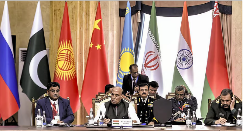 ಭಯೋತ್ಪಾದನೆ ಮಟ್ಟ ಹಾಕುವಲ್ಲಿ ದ್ವಂದ್ವ ನೀತಿ ಇರಬಾರದು: ರಾಜನಾಥ್ ಸಿಂಗ್