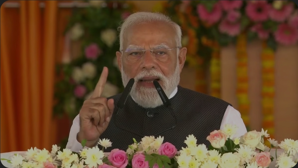 “உ.பி.யை இழிவுபடுத்தும் திமுகவுடன் சமாஜ்வாதி கட்சி கைகோத்துள்ளது” - பிரதமர் மோடி விமர்சனம்