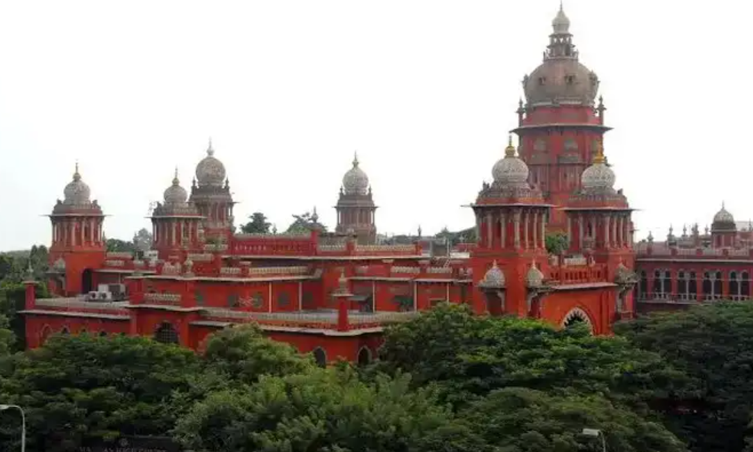 3வது பிரசவத்துக்கு ஓராண்டு விடுப்பு- ஐகோர்ட் அதிரடி