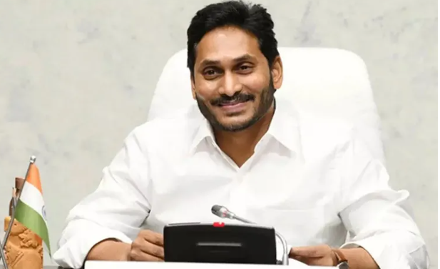 కార్మికులకు వైఎస్‌ జగన్ మే డే శుభాకాంక్షలు