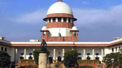 തിരഞ്ഞെടുപ്പ് കമ്മീഷന്റെ വോട്ടെണ്ണൽ കേന്ദ്രത്തിലെ നിയമത്തിനെതിരെ തൃണമൂൽ കോൺഗ്രസ് സുപ്രീം കോടതിയിൽ