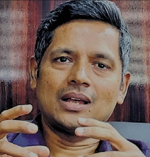 വോട്ടെണ്ണൽ നാളെ രാവിലെ 8 മുതൽ, ആദ്യമെണ്ണുക തപാൽ വോട്ടുകൾ; രത്തൻ യു ഖേൽക്കർ
