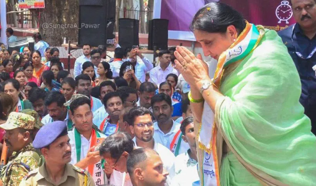 Sunetra Pawar: బారామ‌తి ఉప ఎన్నిక‌లో సునేత్ర ప‌వార్ లీడింగ్‌