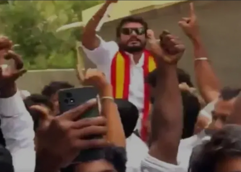 வெற்றி கொண்டாட்டத்தில் தவெக ஸ்ரீநாத்