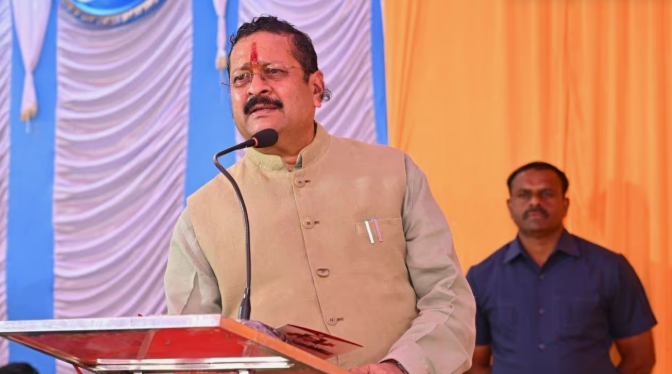 ಬೇರೆ ರಾಜ್ಯಗಳಲ್ಲಿ ಬಿಜೆಪಿ ಗೆದ್ದರೆ ಇಲ್ಲಿ ಪೇಡೆ ಹಂಚುತ್ತಾರೆ, ನಮ್ಮ ರಾಜ್ಯದಲ್ಲಿ ಏನು ಮಾಡಿದ್ದೀರಿ? ಯತ್ನಾಳ್!