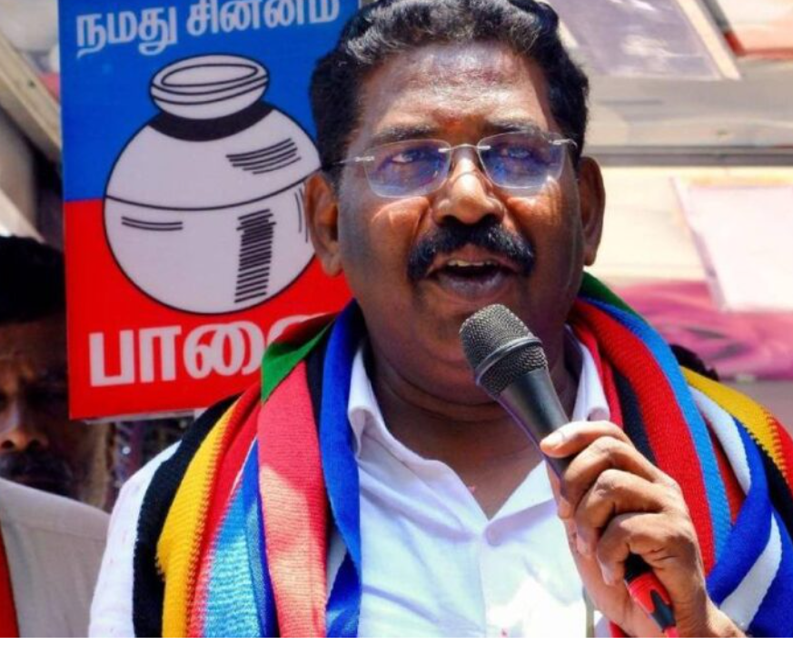പിന്തുണ തേടിയത് വാട്‌സ്ആപ്പ് വഴി, വിജയ്‌യുടേത് രാഷ്ട്രീയ അഹങ്കാരം; രൂക്ഷവിമർശനവുമായി വിസികെ; തമിഴ്‌നാട്ടില്‍ അനിശ്ചിതത്വം തുടരുന്നു