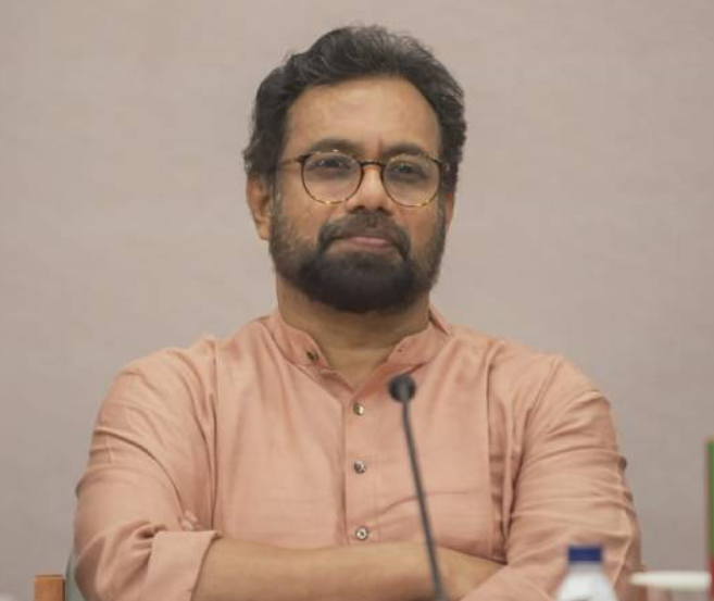 ‘നേഴ്സസ് ദിനം ഉദ്ഘാടനം ചെയ്യുന്നത് ആരോഗ്യമന്ത്രിയാണ്, സംസ്ഥാനത്ത് ആ ദിനത്തിൽ ഒരു മന്ത്രിസഭ ഉണ്ടാകില്ലെന്നതിന്റെ ദീർഘവീക്ഷണമാണിത്’