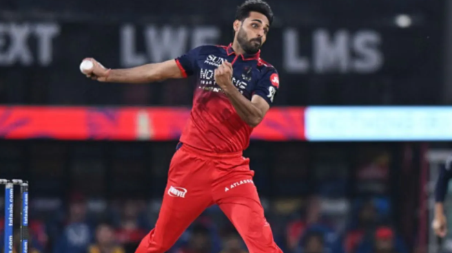 Bhuvneshwar Kumar: నేను బౌలర్‌ను కాదు.. భువనేశ్వర్ కుమార్ ఆసక్తికర వ్యాఖ్యలు! 