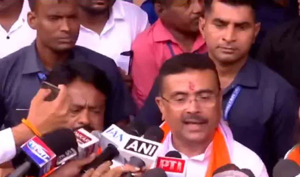 Suvendu Adhikari | నందిగ్రామ్‌ స్థానాన్ని వదులుకున్న బెంగాల్‌ సీఎం సువేందు అధికారి
