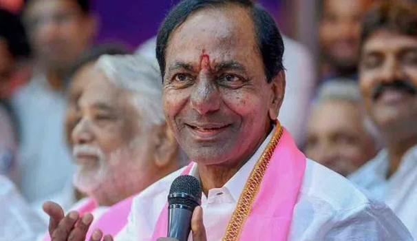 మనసున్న మనిషి.. మానవీయ పథకాలు