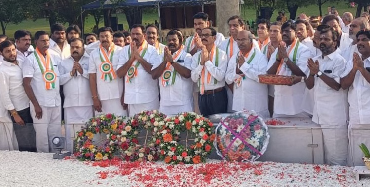 ராஜீங் காந்தி நினைவு தினம்: ஸ்ரீபெரும்புதூரில் காங்கிரஸ் கட்சி தலைவர்கள் மலர் தூவி அஞ்சலி..