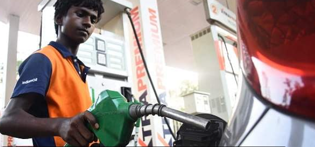 10 நாள்களில் 3-வது முறையாக பெட்ரோல், டீசல் விலை உயர்வு!