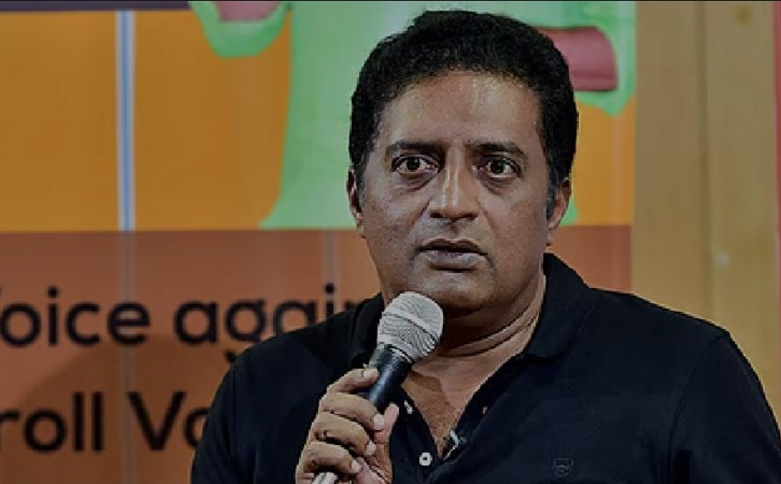 മനുസ്മൃതി ആധാരമാക്കി ഭരണം നിർവഹിക്കുന്ന ഒരു രാഷ്ട്രീയകക്ഷിയാണ് ബിജെപി : പ്രകാശ് രാജ്
