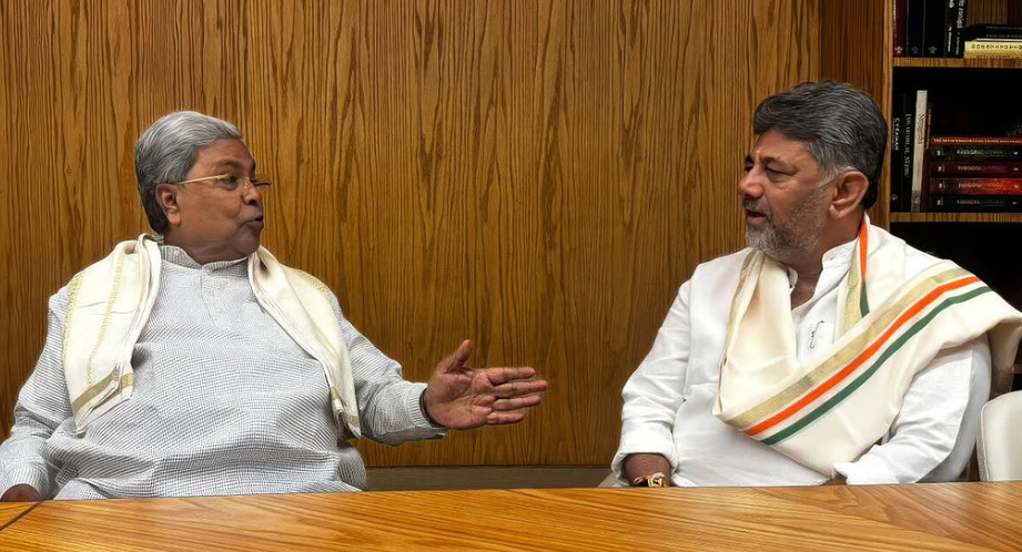 கர்நாடக முதல்வர் பதவியில் இருந்து விலக மறுக்கும் சித்தராமையா - தீவிர ஆலோசனையில் டெல்லி தலைவர்கள்