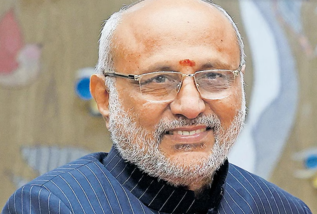 31ന് രാവിലെ 11 മുതൽ ഉപരാഷ്ട്രപതിയുടെ സന്ദർശനം അവസാനിക്കുന്നതുവരെ ചരക്കുവാഹനങ്ങൾക്ക് നഗരത്തിൽ പ്രവേശനമില്ല.