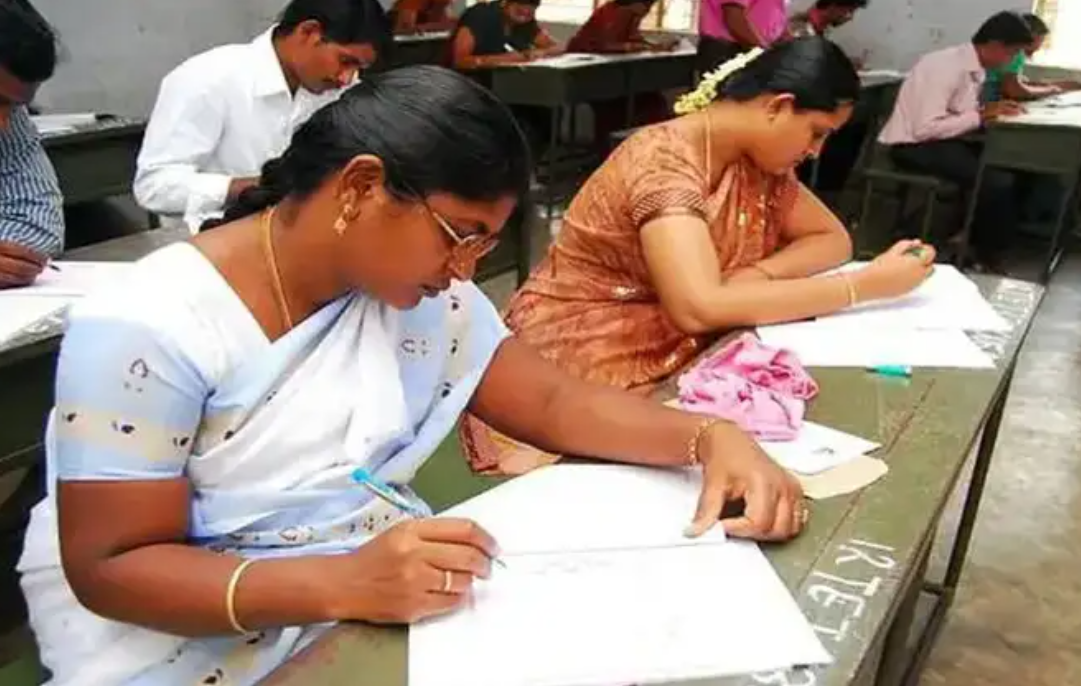 தமிழ்நாடு ஆசிரியர்களுக்கு பம்பர் லாட்டரி..! 'டெட்' தேர்ச்சி அவகாசம் 2028 ஆகஸ்ட் வரை அதிரடி நீட்டிப்பு!