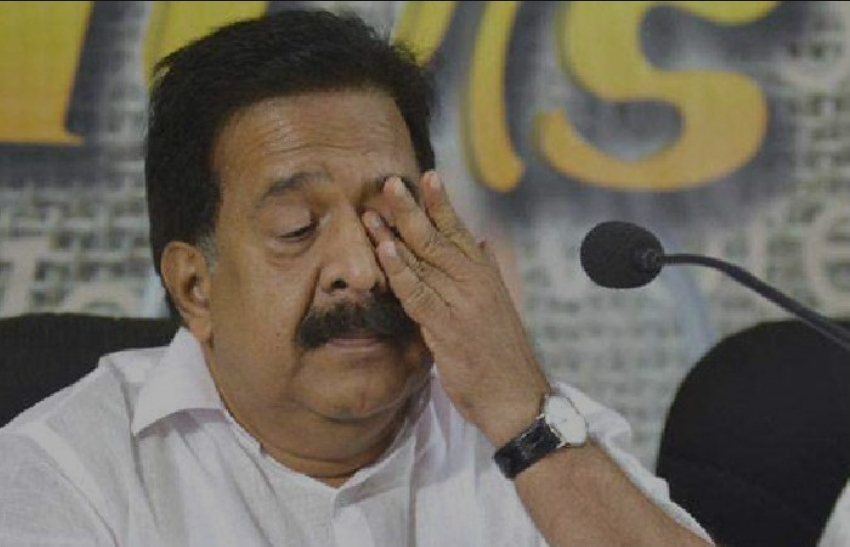 ഫിറ്റ്നസില്ലാത്ത സ്കൂളിൽ പ്രവേശനോത്സവത്തിന് ആഭ്യന്തരമന്ത്രി; പ്രതിഷേധം മുന്നിൽക്കണ്ട് എസ്എഫ്ഐ പ്രവർത്തകരെ കരുതൽ തടങ്കലിലാക്കി