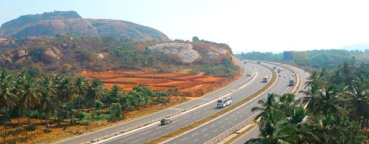 ബെംഗളൂരുവില്‍ നിന്ന് വിജയവാഡയിലേക്ക് 4 മണിക്കൂര്‍ കൊണ്ടെത്താം; 343 കി.മി ഗ്രീന്‍ഫീല്‍ഡ് ഹൈവേ വരുന്നു