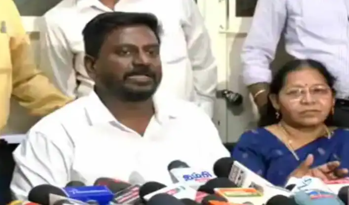 தவெக அரசை விமர்சனம் செய்ததற்காக 3 செய்தி சேனல்களின் ஒளிபரப்பு நிறுத்தப்பட்டதா..? அமைச்சர் ராஜ்மோகன் விளக்கம்..!