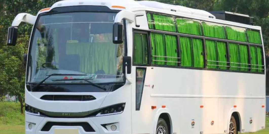 ടൂറിസ്റ്റ് ബസുകളുടെ കളർകോഡ് മാറ്റം; ഗതാഗത വകുപ്പിന് ഫയൽ കൈമാറി സ്റ്റേറ്റ് ട്രാൻസ്പോർട്ട് അതോറിറ്റി