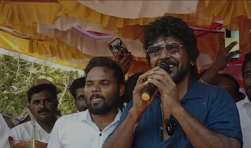 “தவெகவினர் தற்குறிகள் இல்லை அம்புக்குறிகள்” - ராகவா லாரன்ஸ்