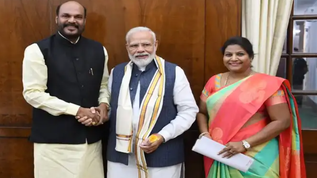 “அதிமுகவில் இருந்து தவெக செல்வோர் அனைவரும் கொள்ளைக்காரர்கள்”- NDA கூட்டணியில் இருந்து ஜான் பாண்டியன் விலகல்