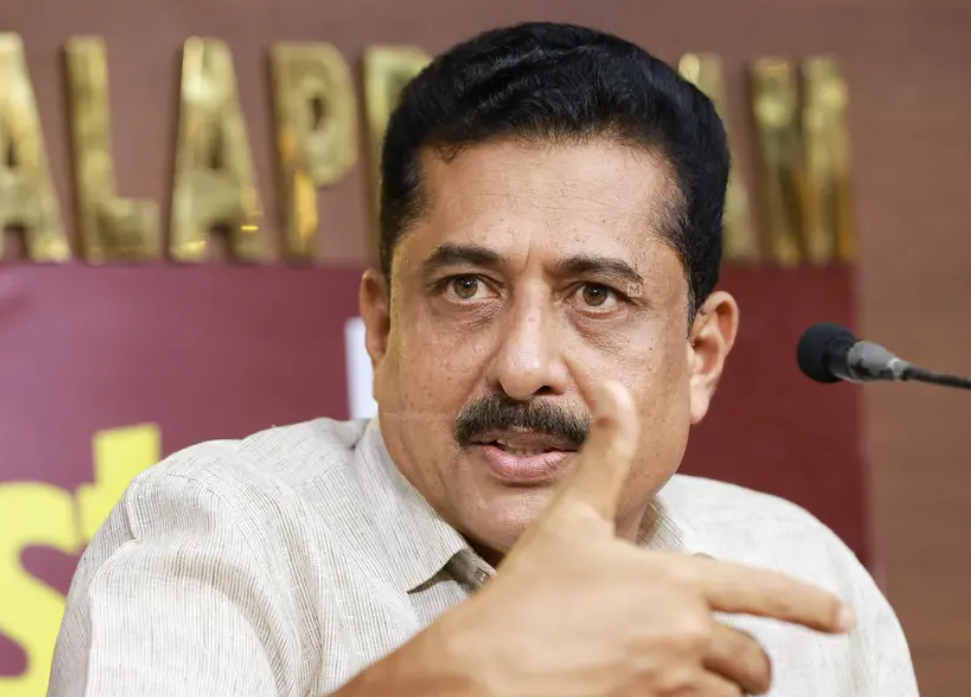 പി.എം. ശ്രീ നിൽക്കണോ പിന്മാറണോ? പരിശോധിക്കാൻ മന്ത്രിതല സമിതി ചേർന്നു