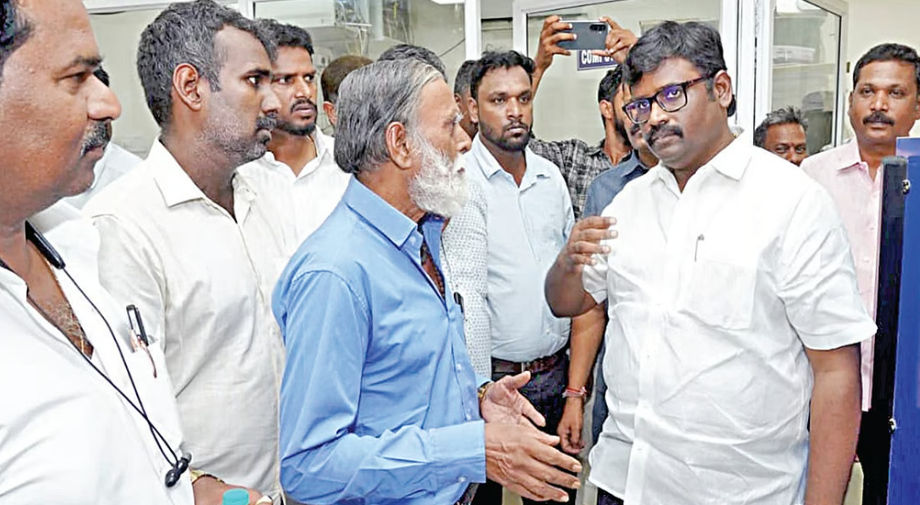 பத்திரப் பதிவின்போது யாருக்கும் பணம் தரவேண்டாம்: அமைச்சர் லோகேஷ் தமிழ்செல்வன் திட்டவட்டம்